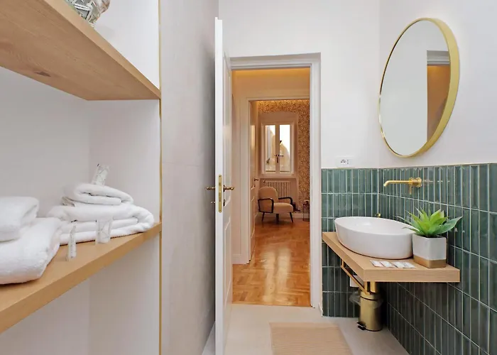 Apartment Ych-casa Bella- Luxury Near Piazza Venezia