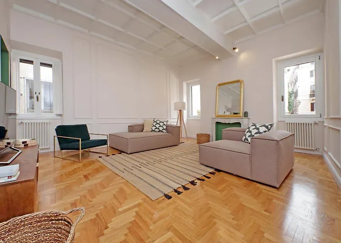 Apartment Ych-casa Bella- Luxury Near Piazza Venezia *